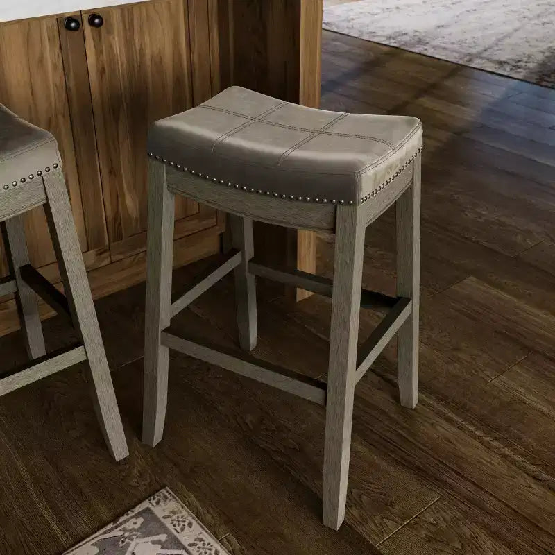 Tabouret de bar sans dossier en similicuir 31