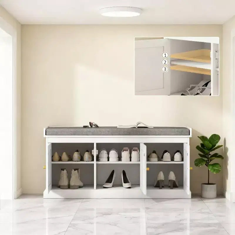 Banc de rangement pour chaussures de style campagnard avec portes en rotin tressé, petit banc d'entrée avec coussin en lin amovible pour petits espaces