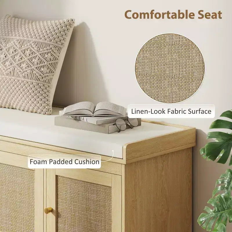 Banc de rangement pour chaussures de style campagnard avec portes en rotin tressé, petit banc d'entrée avec coussin en lin amovible pour petits espaces