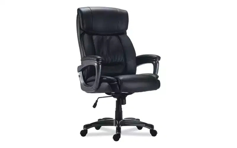 Fauteuil grand et costaud, supporte jusqu'à 180 kg, assise/dossier noirs, piètement noir