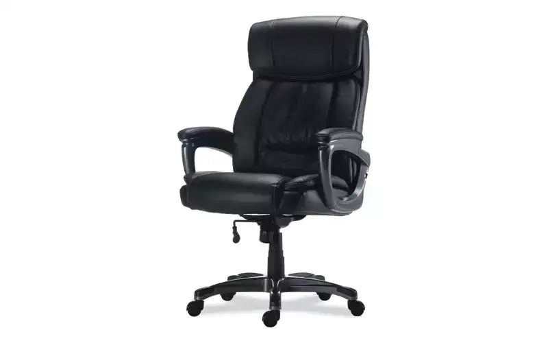 Fauteuil grand et costaud, supporte jusqu'à 180 kg, assise/dossier noirs, piètement noir